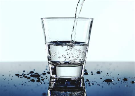校园直饮水是如何帮助学生培养良好的饮水习惯的？_新浪家居