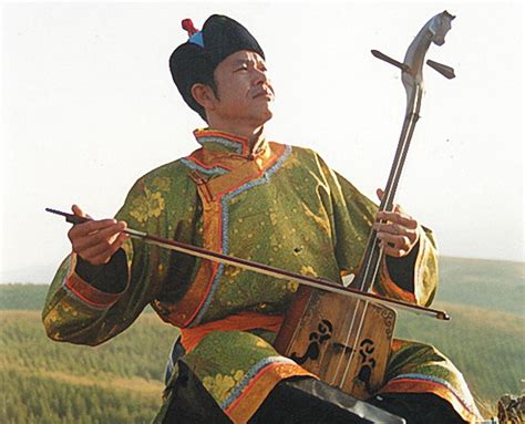 大晴天旅行网 - 蒙古人的马头琴