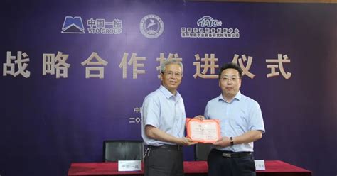 中国一拖与中国农业大学工学院签署战略合作计划、合作协议 | 农机新闻网