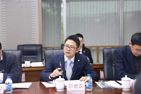 法学院与上海青浦法院签署协作协议