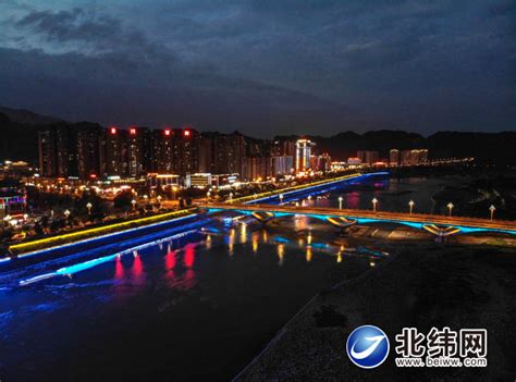 四川雅安：石棉的桥 尽显夜色之美_新浪图片