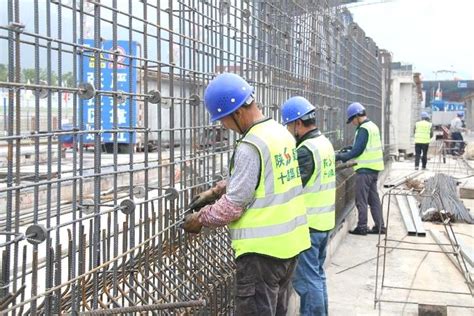 汉水之滨架起钢铁长虹——陕建十建集团勉县继光汉江大桥建设纪实 - 陕西省建筑业协会