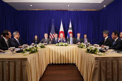 美日韩金边密集会谈渲染“朝核威胁”，印尼总统：不应制造紧张局势