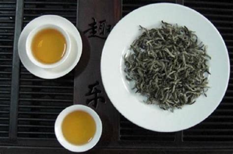 中国八大茶叶种类，绿茶/红茶/白茶/乌龙茶 - 茶叶百科 - 聚艺轩