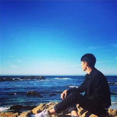 非主流帅哥背面头像