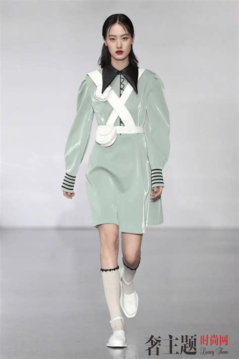 衣服照片图片