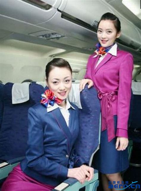 首届四川航展举行 一大波当地美女空姐亮相 - 空姐 - 航空圈——航空信息、大数据平台