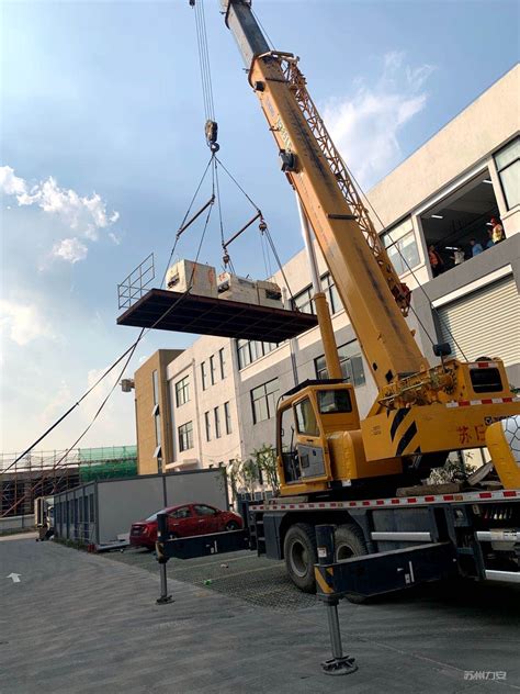 设备吊装-苏州华川精密设备搬运有限公司