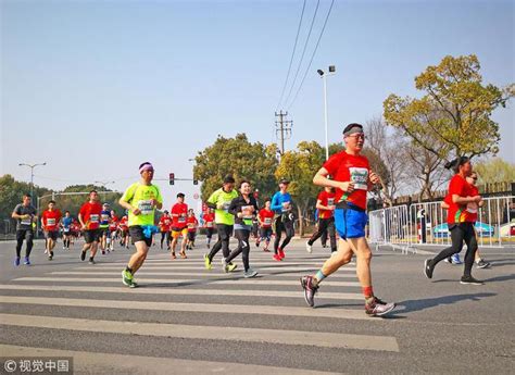 跑步（全马、半马、10公里）等级标准，最全马拉松完赛配速表|马拉松|等级|标准_新浪新闻
