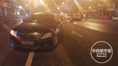 北京：女司机疑把油门当刹车 连撞8车后翻车(图)|刹车|司机_凤凰资讯