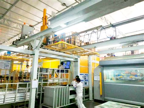 桁架机械手电池包搬运系统（咸宁）-案例中心-上海彦岑工业设备有限公司，模具立体库，重载立体库，立体仓库