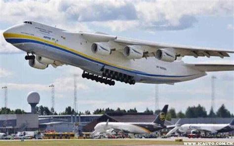 世界上最大的飞机：最大载重量可达640吨(全球仅一架)_小狼观天下