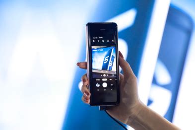 三星W20 5G手机11月19日发布：售价或达2万__财经头条