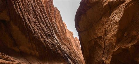 新疆天山神秘大峡谷：大自然的鬼斧神工，看过一次终身难忘！