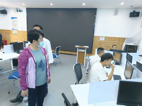 计算机学院召开线上教学情况交流座谈会-渭南师范学院