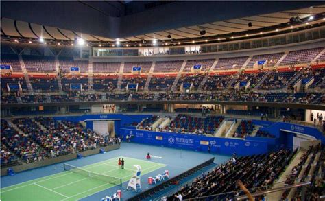 航拍光谷国际网球中心 璀璨似夜色之瞳-国际在线