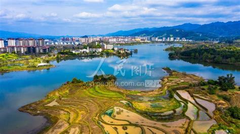重庆：筑牢长江上游重要生态屏障 加快建设山清水秀美丽之地