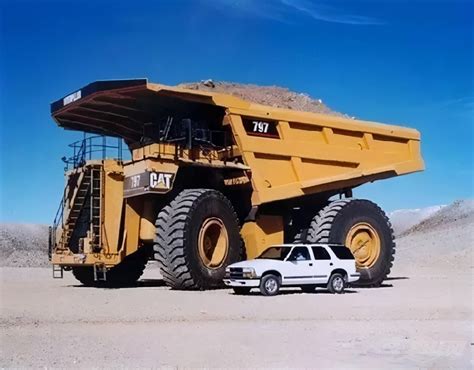 利勃海尔最大的矿用自卸式卡车T284_嘀嘀叭叭-梨视频官网-Pear Video