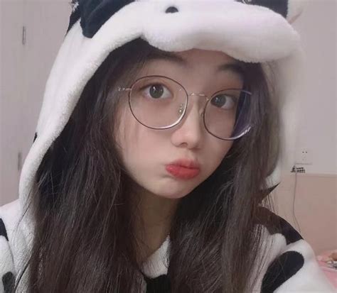 16岁小姐姐自拍图片
