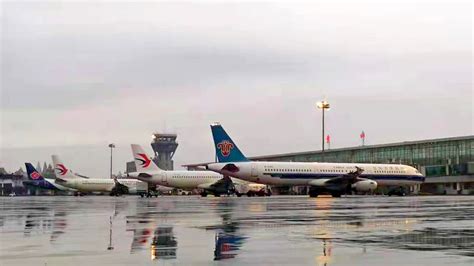 黄山机场上半年运输生产稳中有升，5月旅客吞吐量创单月历史新高 - 中国民用航空网