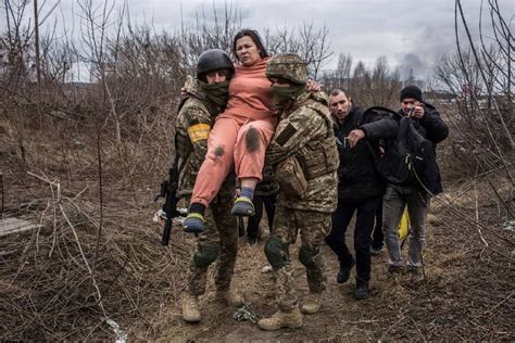 俄乌局势紧张！乌克兰平民继续参加军事训练_军事_中华网
