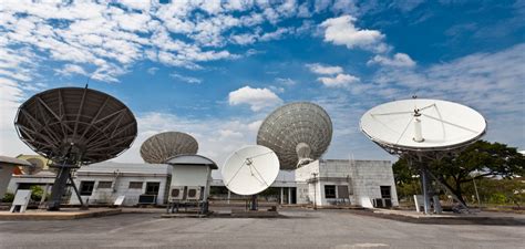 VSAT satellite technology: What is it and how does it work? - axessnet