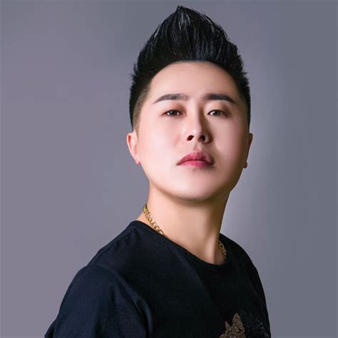 李哲瀚图片