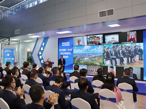 河南省商务厅-共享发展机遇 共创服贸未来