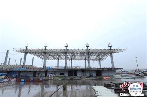 白云机场扩建新进展：六千平方米钢结构网架屋面首次提升 - 民用航空网