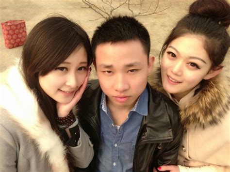 屌丝女神随意转换的婷婷图片