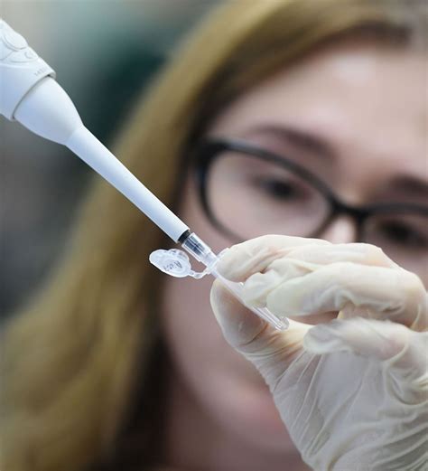 俄卫生部批准治疗冠状病毒感染的药物法匹拉韦的临床试验 - 2020年4月28日, 俄罗斯卫星通讯社
