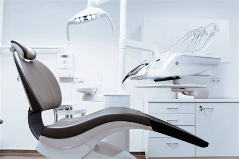 Borne - Dentis Clinic