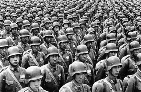 60军在台儿庄血战中人数锐减，他们以自身过半的伤亡掩护了70万大军撤退！_凤凰网视频_凤凰网