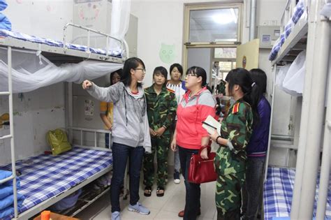 菏泽职业学院宿舍条件图片(分配几人间有空调和卫生间吗)