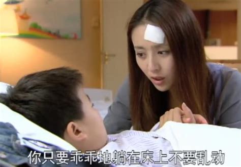 单亲妈妈吴桐带着儿子吴童童在大都市生活_[标签:标题1]