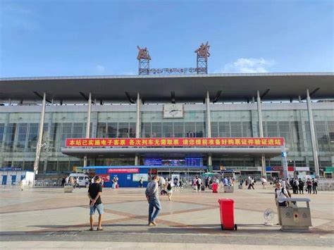 10月11日起，成都站（火车北站）停运改造！26对列车调整至成都西站|成都市|列车|火车_新浪新闻