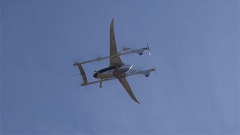 峰飞发布V1500M盛世龙固定翼转换飞行视频 - 定焦财经