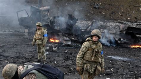 在人间 | 38张图直击战火下的乌克兰：家园被毁 亲人遇难 成为难民_凤凰网