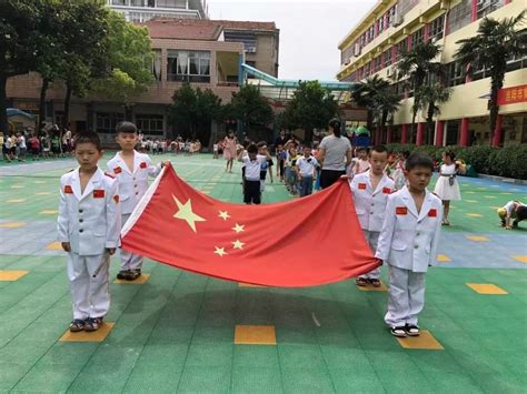 幼儿园开展升国旗爱国主义教育活动-综合新闻-南开大学