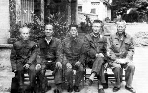 罕见彩色照片：抗战和解放战争时期的国民党军装甲兵。