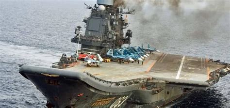 库兹涅佐夫航母突遭事故，大火持续18小时，修复要花大代价