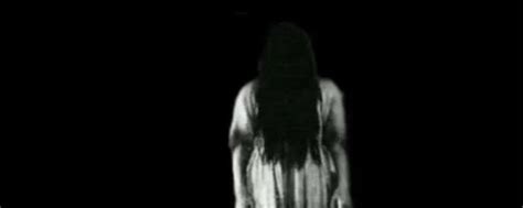 哇咔解说：恐怖黑夜 食人鬼闯入家里，却害怕小女孩手中的强光！_腾讯视频