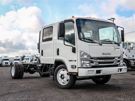 Presentan en Colombia nuevo camión Chevrolet NRR
