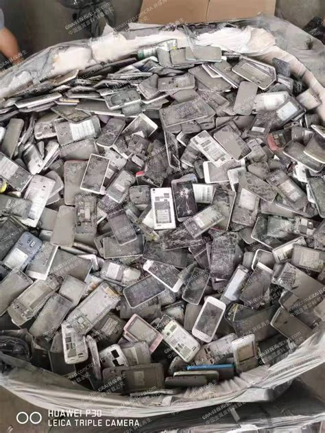 每年浪费1.5吨黄金－废旧手机的回收处理困境 - 广州极端科技有限公司