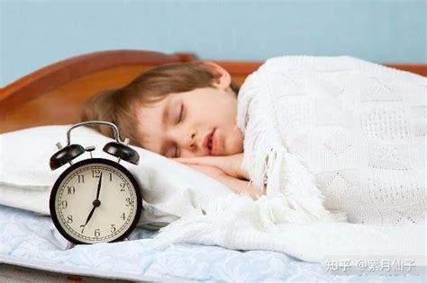 睡觉的小孩插画图片下载-正版图片401690684-摄图网