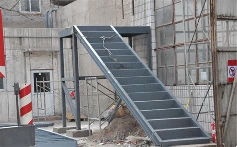 2018室内钢结构楼梯图集大全-房天下装修效果图