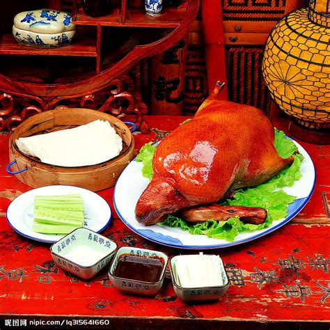 正宗北京烤鸭多少钱一只_中国餐饮网