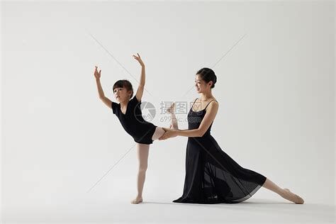 非主流舞蹈<a href=http://www.buer123.com/zt/129.html target=_blank class=infotextkey>老师</a>头像