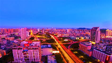 深圳最大的区，比龙岗还大，接近6个盐田，相当于5个福田|福田|宝安|宝安县_新浪新闻