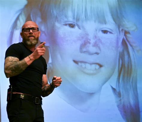 Bucking the System: Buck Angel presents at SIU – The Daily Egyptian